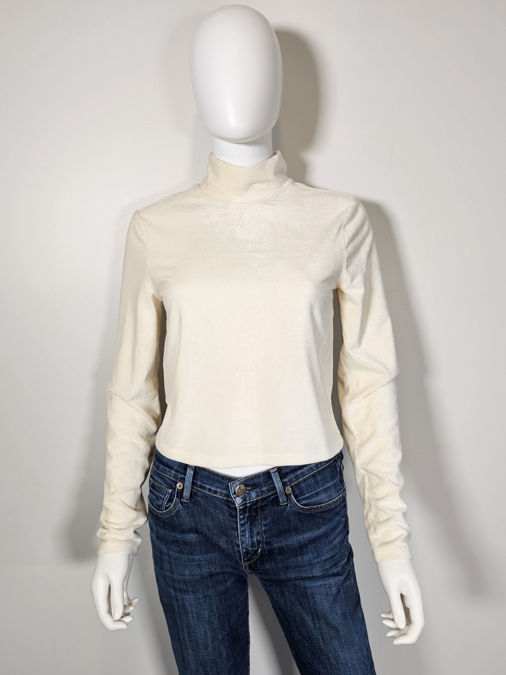 Vero Moda NWT Cream Mock Neck Long Sleeve Top Sz M